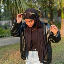 Alheena azami