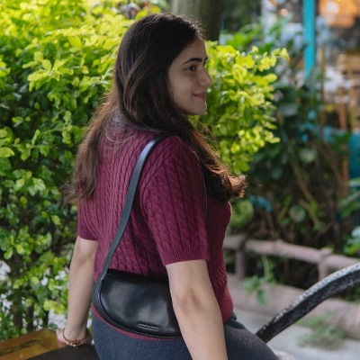 Book wali madam 