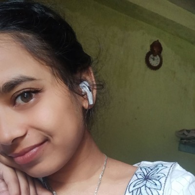 Roshani yadav
