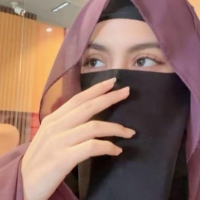 Zoya