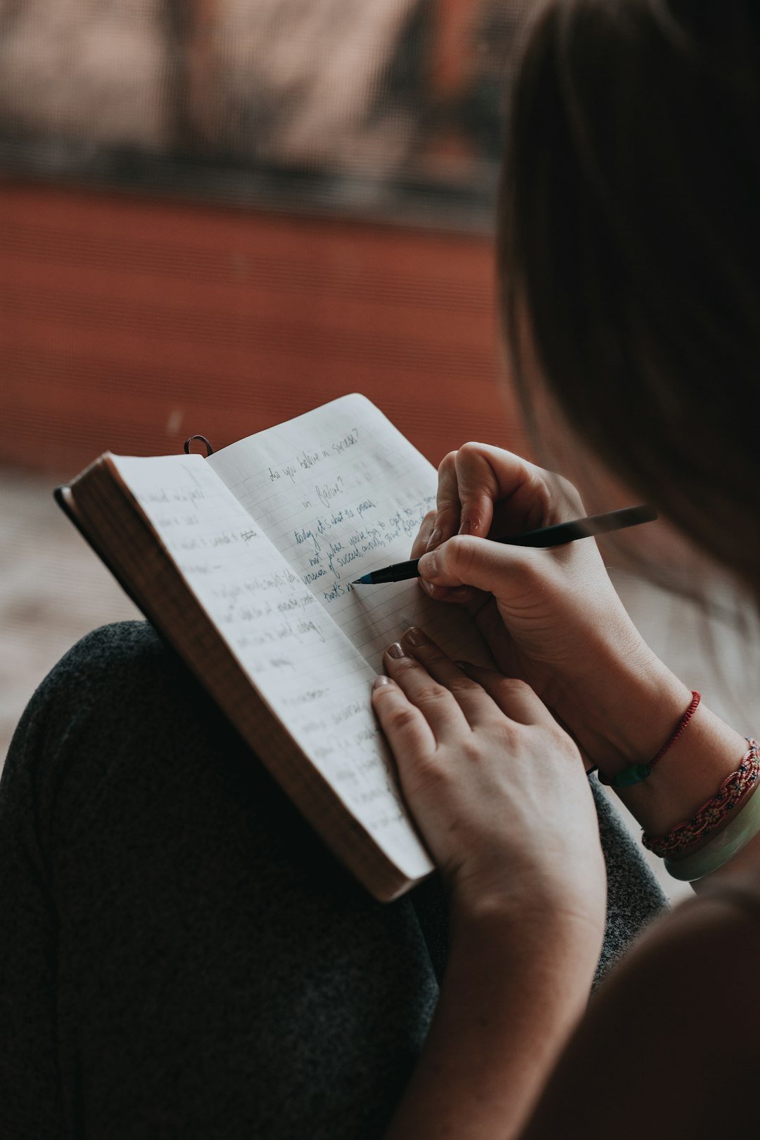 தமிழ் உயிரெழுத்துகள் - Pratice Handwriting