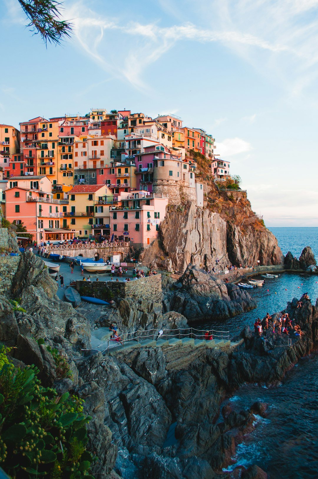 🌍 The Ultimate Travel Guide: Explore More, Spend Less, image 2