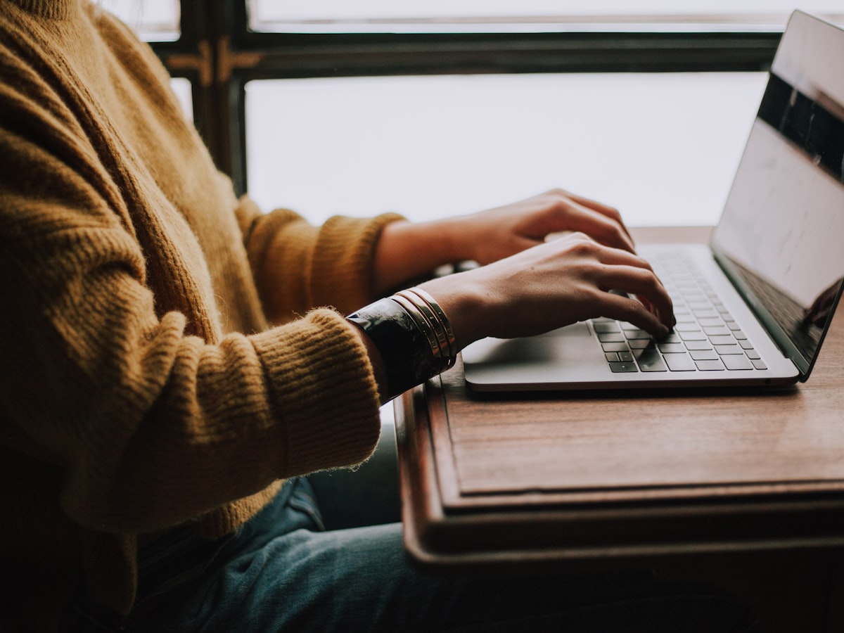 Canva शिकून Online Income कशी सुरू करावी?